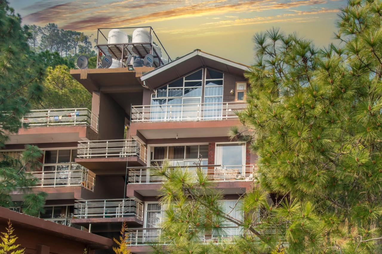 The Hillcrest Paradise Касаулі Екстер'єр фото