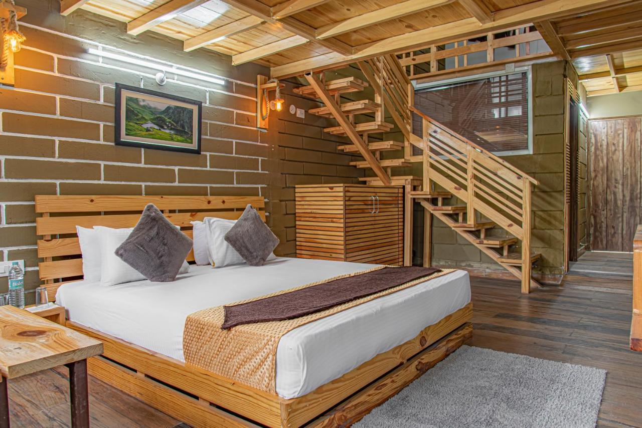 The Hillcrest Paradise Касаулі Екстер'єр фото