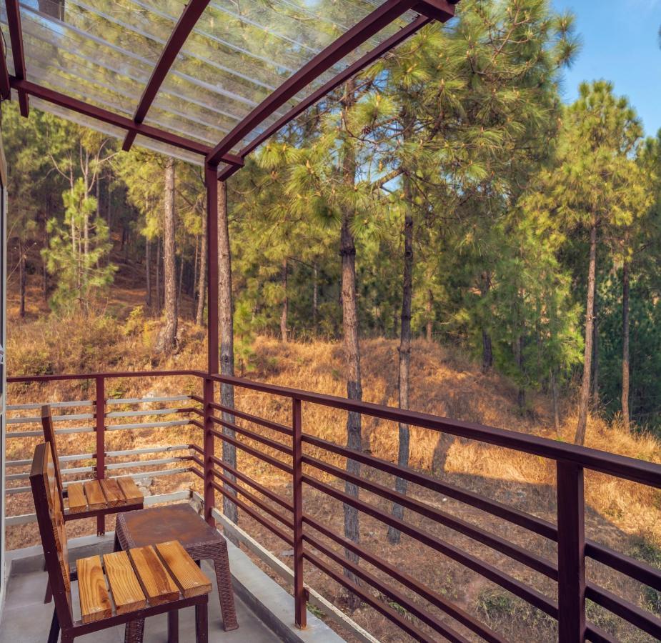 The Hillcrest Paradise Касаулі Екстер'єр фото