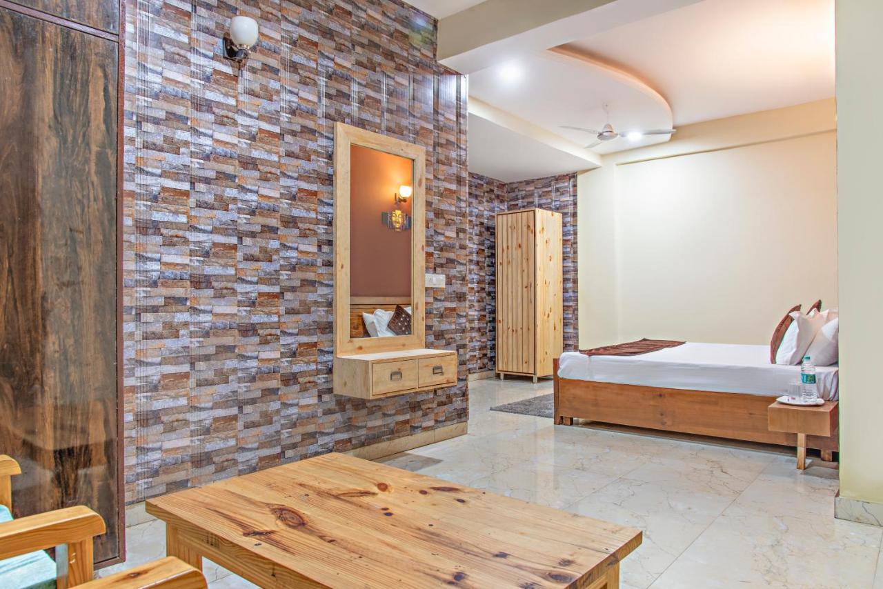 The Hillcrest Paradise Касаулі Екстер'єр фото