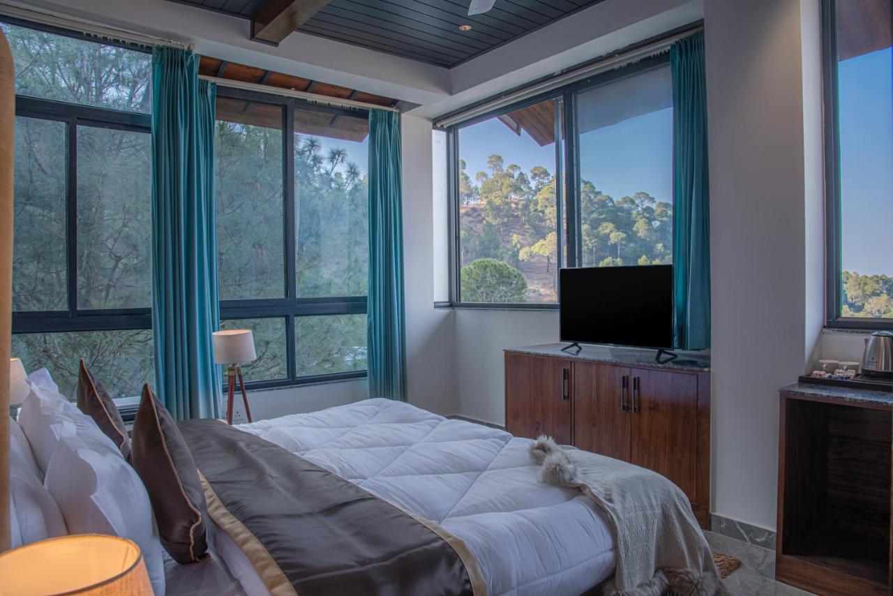 The Hillcrest Paradise Касаулі Екстер'єр фото