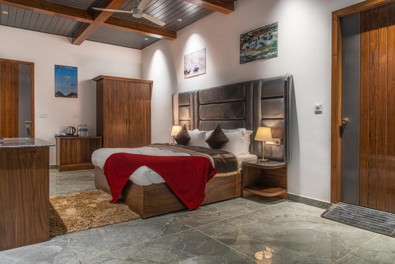 The Hillcrest Paradise Касаулі Екстер'єр фото