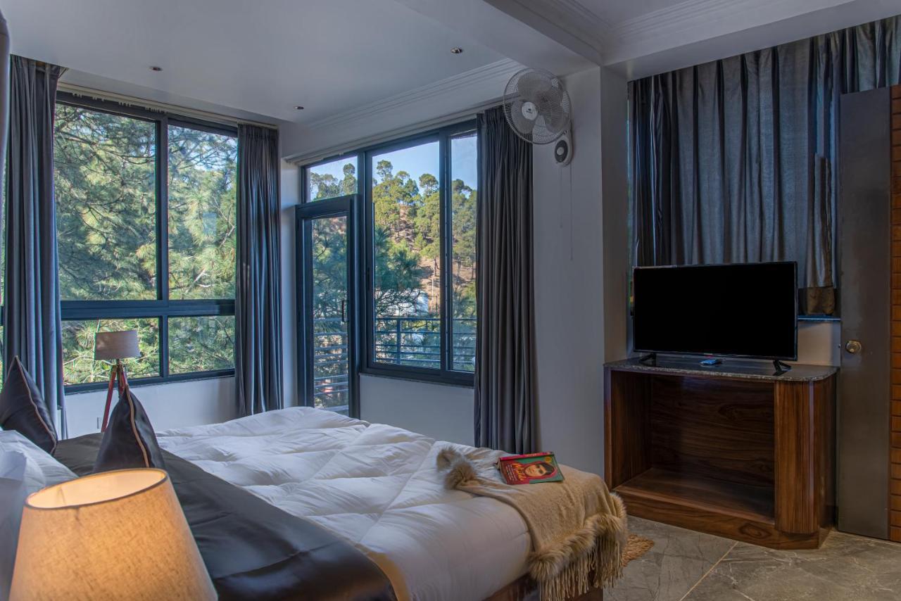 The Hillcrest Paradise Касаулі Екстер'єр фото